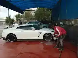 סוכנות Car Wash | שטיפת רכב במישור אדומים
